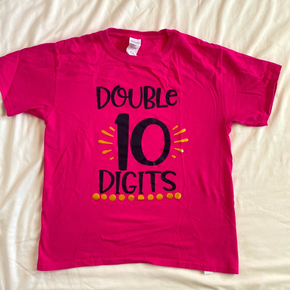 Gildan Size M Pink Top